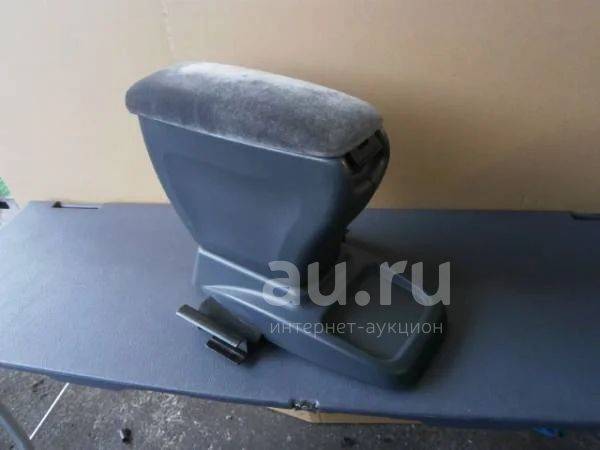 подлокотник тойота функарго