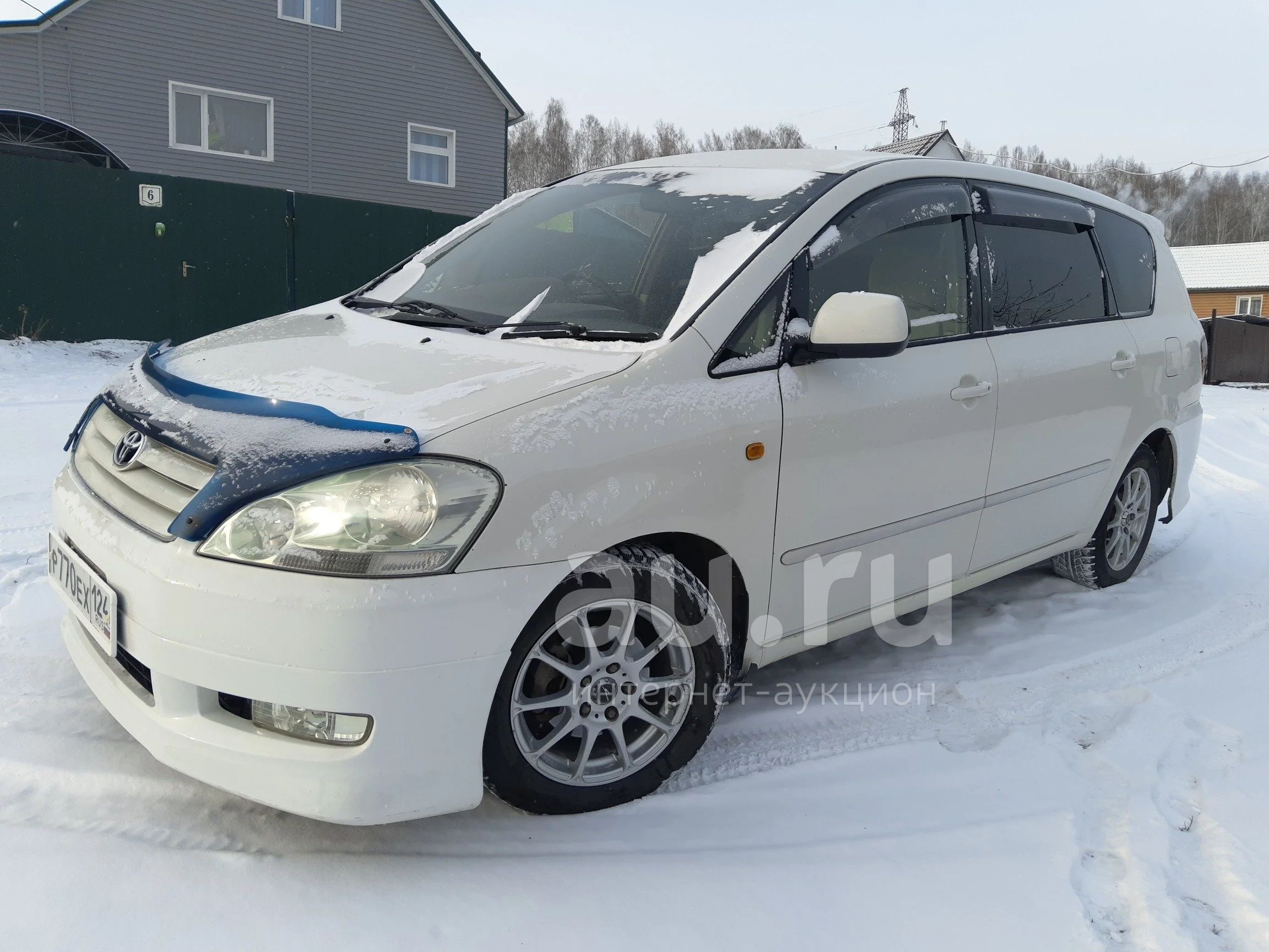 Toyota Ipsum 2001 — купить в Красноярске. Состояние: Б/у. Автомобили на  интернет-аукционе Au.ru