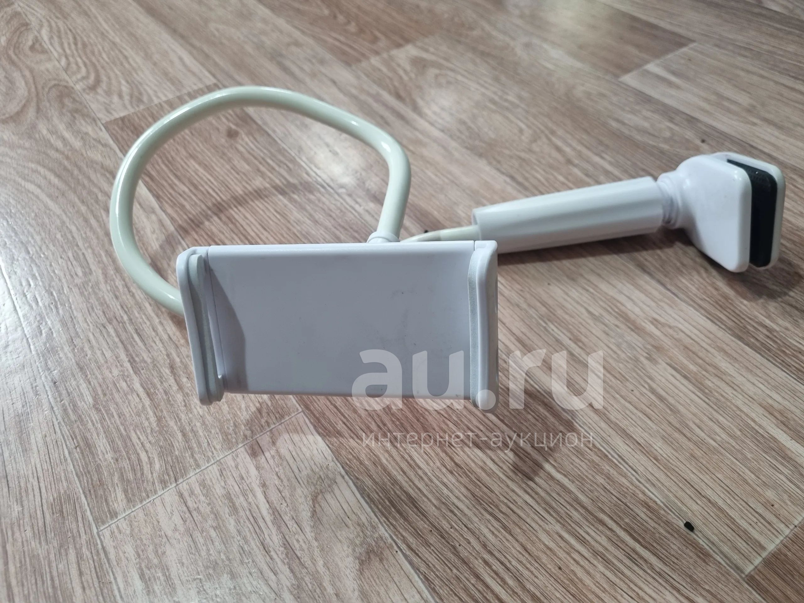 держатель гибкий для смартфона планшета 75см — купить в Красноярске.  Состояние: Б/у. Держатели для телефонов на интернет-аукционе Au.ru
