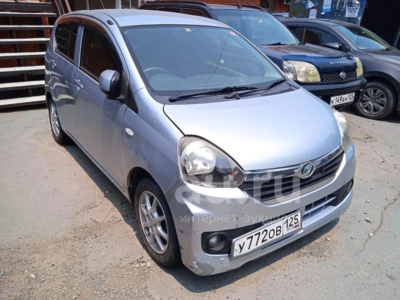Daihatsu Mira 2015