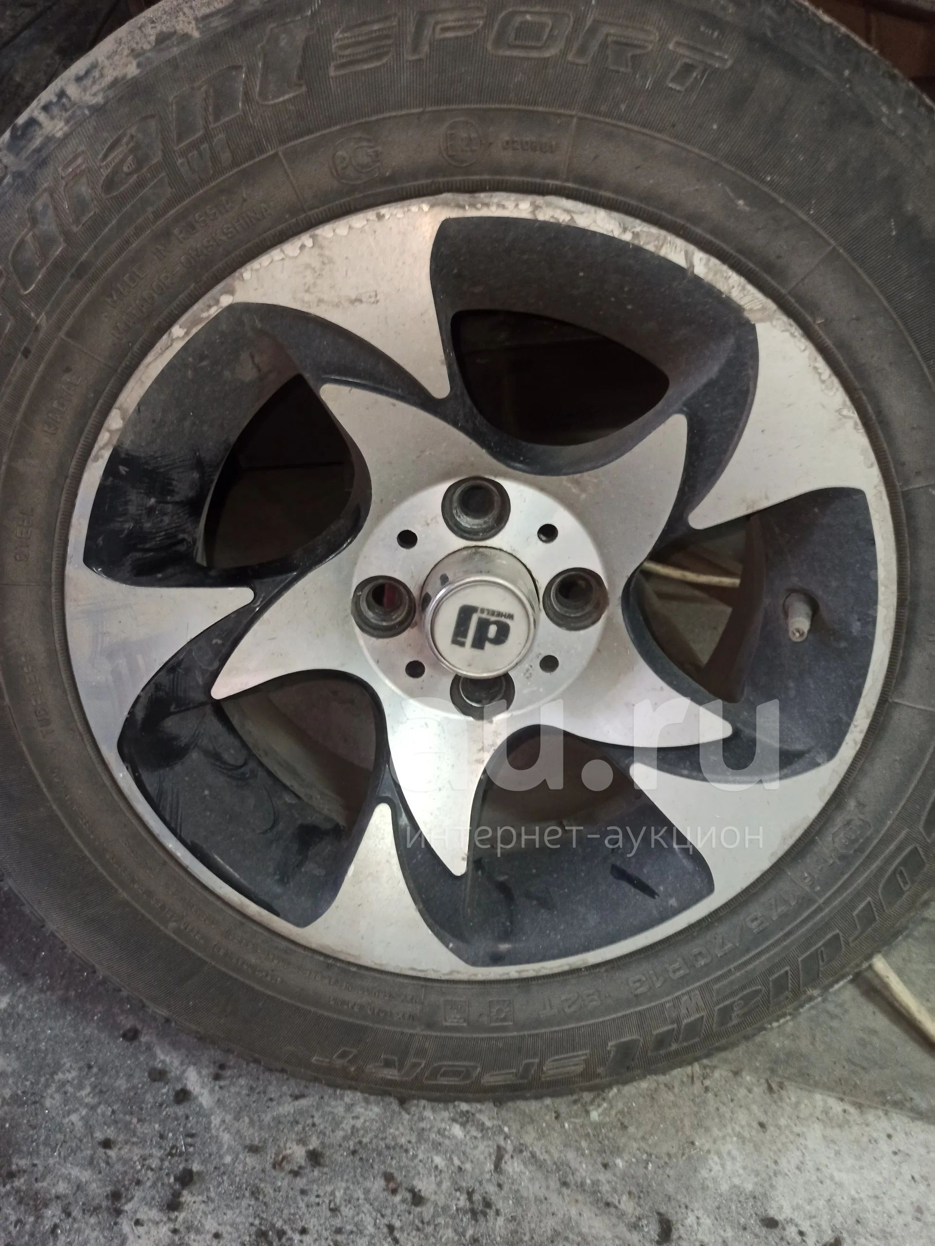 Bridgestone spike 02 + dj wheels — купить в Красноярске. Состояние: Б/у ...