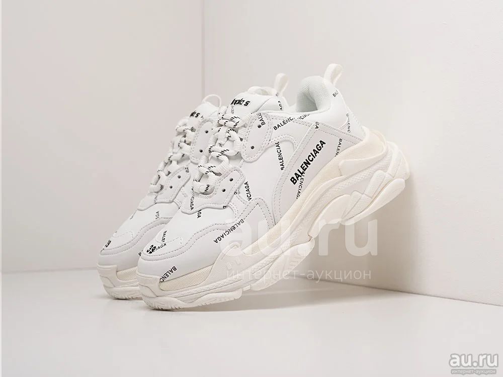 Кроссовки Balenciaga Triple S (19889) — купить в Красноярске. Состояние: Новое. Кеды, кроссовки, слипоны на интернет-аукционе Au.ru