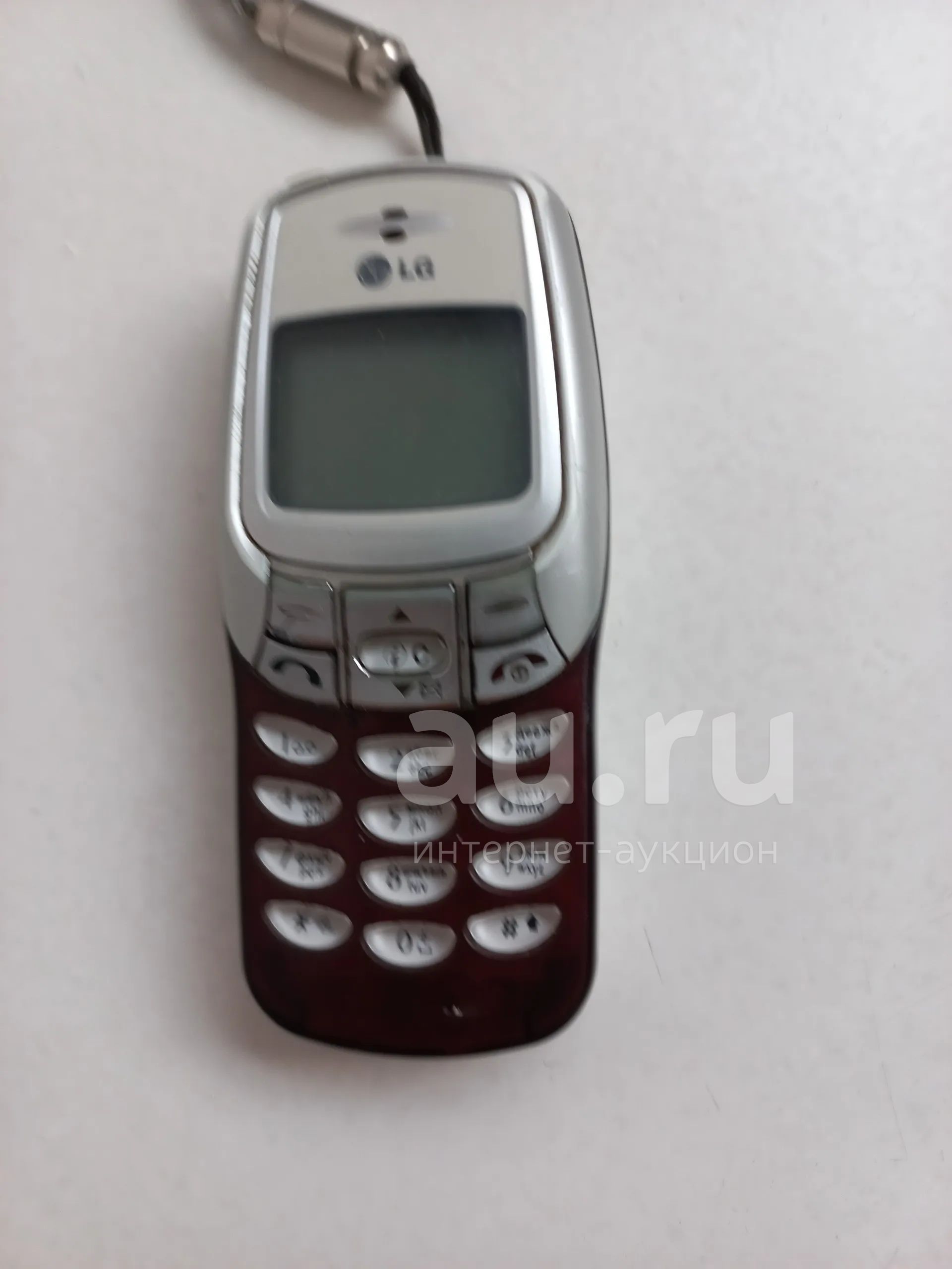 Телефон LG W3000 — купить в Красноярске. Состояние: Б/у. Кнопочные  мобильные телефоны на интернет-аукционе Au.ru