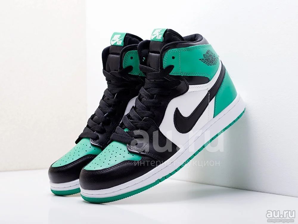 Сколько стоит кроссовки nike. Nike Jordan 1 Dior. Nike Air Jordan 1. Nike Air Jordan зеленые. Nike кроссовки Nike Air Jordan 1.