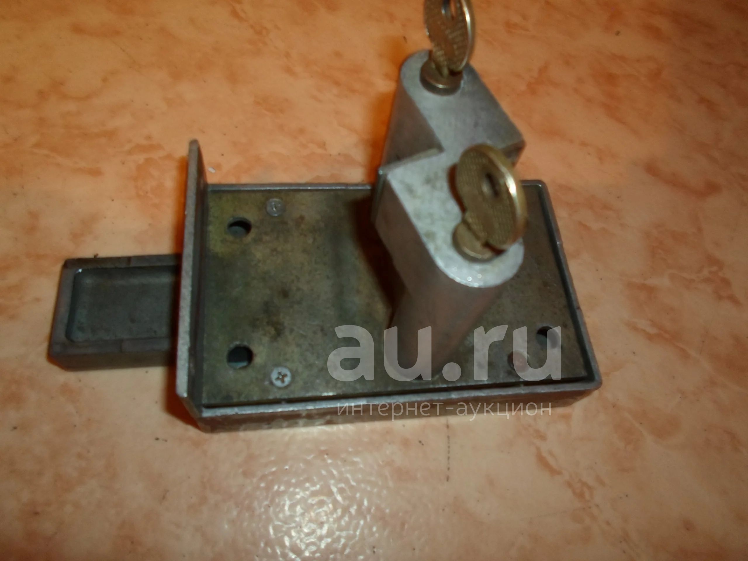 Замок накладной времен СССР — купить в Красноярске. Состояние: Новое ...
