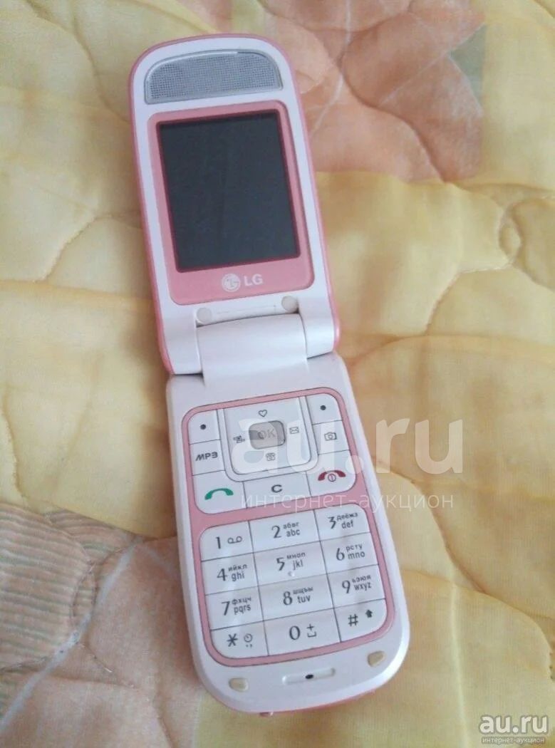 LG C3600 розовый — купить в Красноярске. Состояние: Б/у. Кнопочные  мобильные телефоны на интернет-аукционе Au.ru