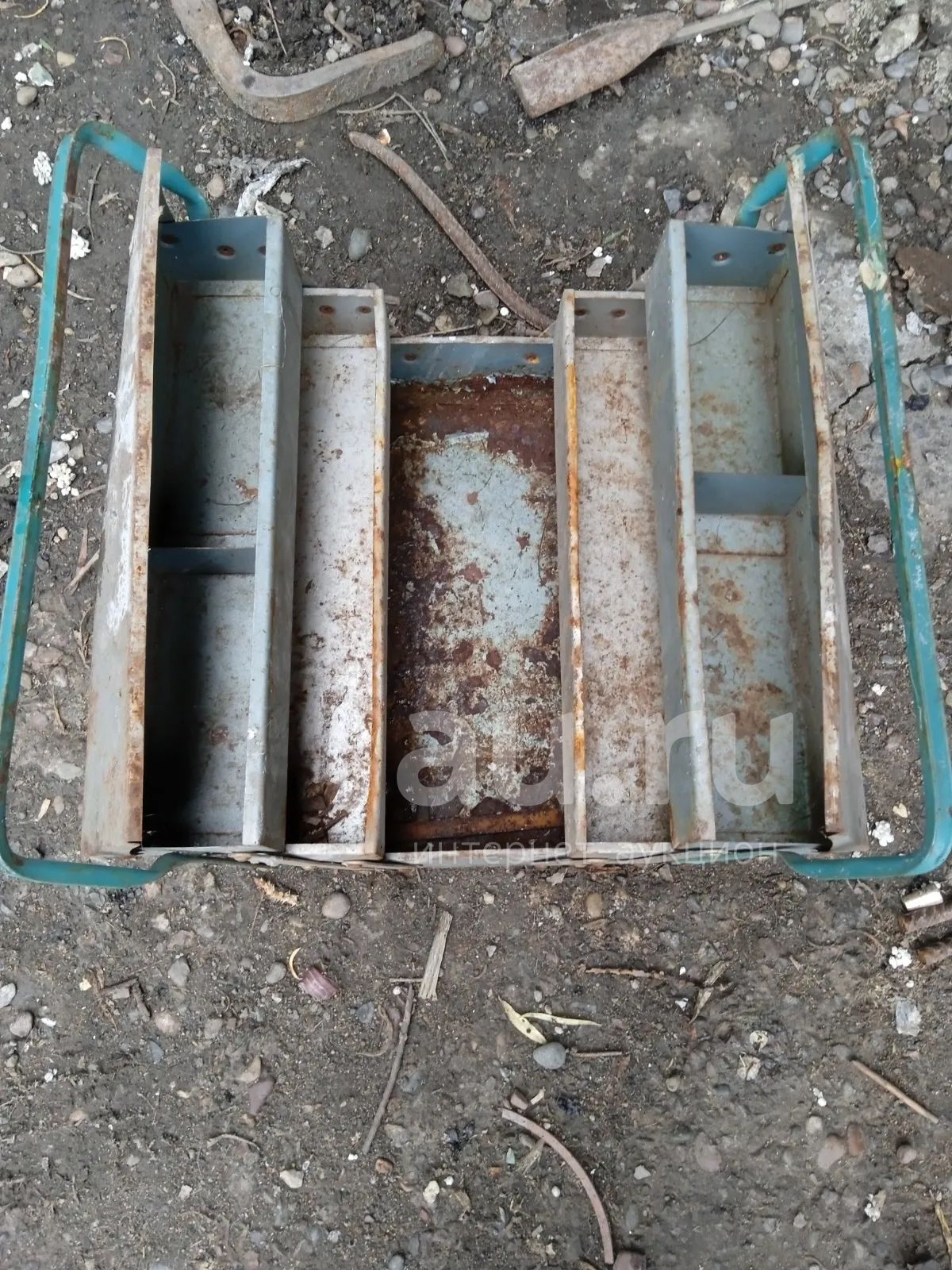 Ящик инструментальный — купить в Красноярске. Состояние: Б/у. Кейсы ...