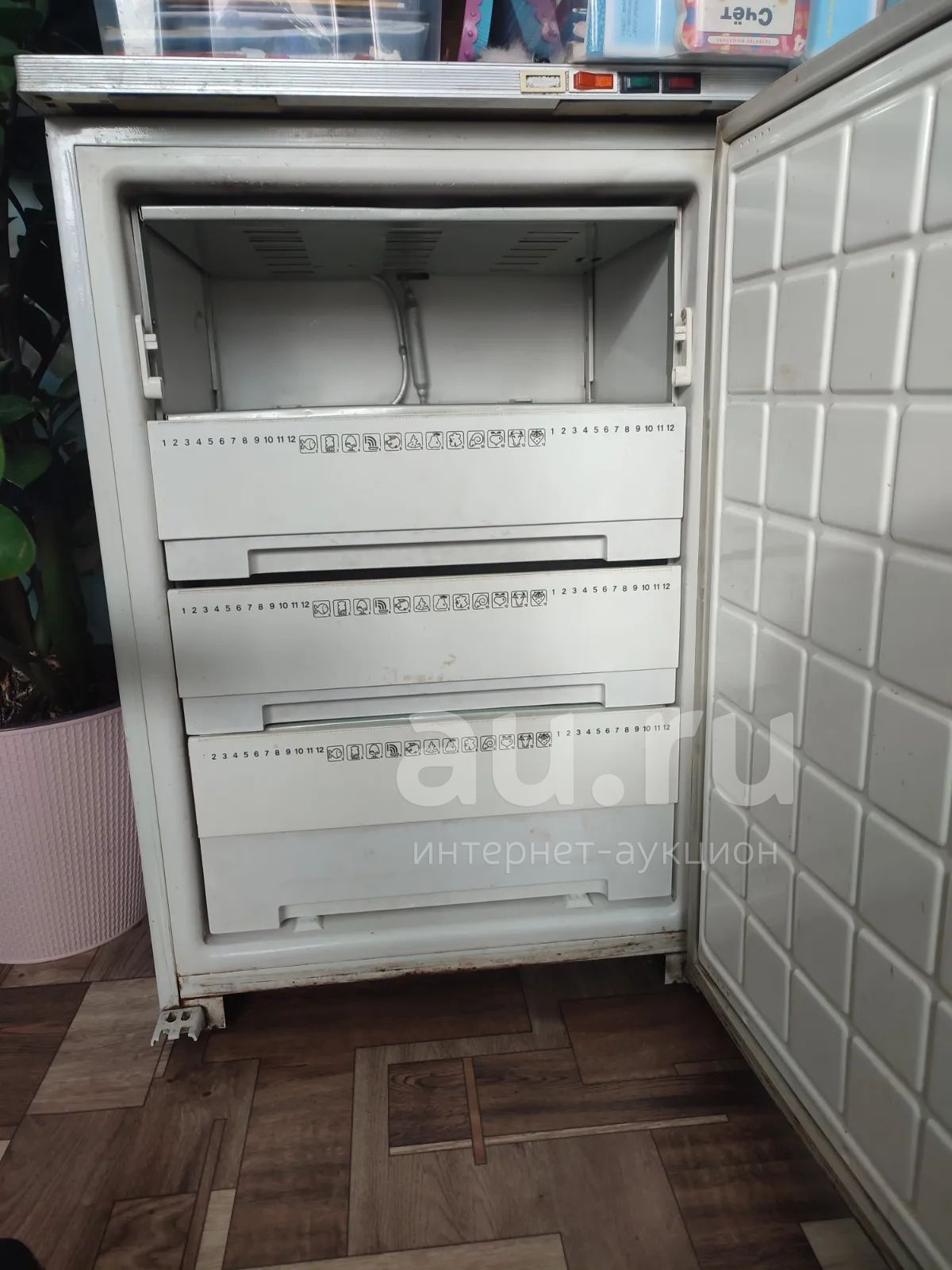 Морозилка — купить в Красноярске. Состояние: Б/у. Холодильники ...