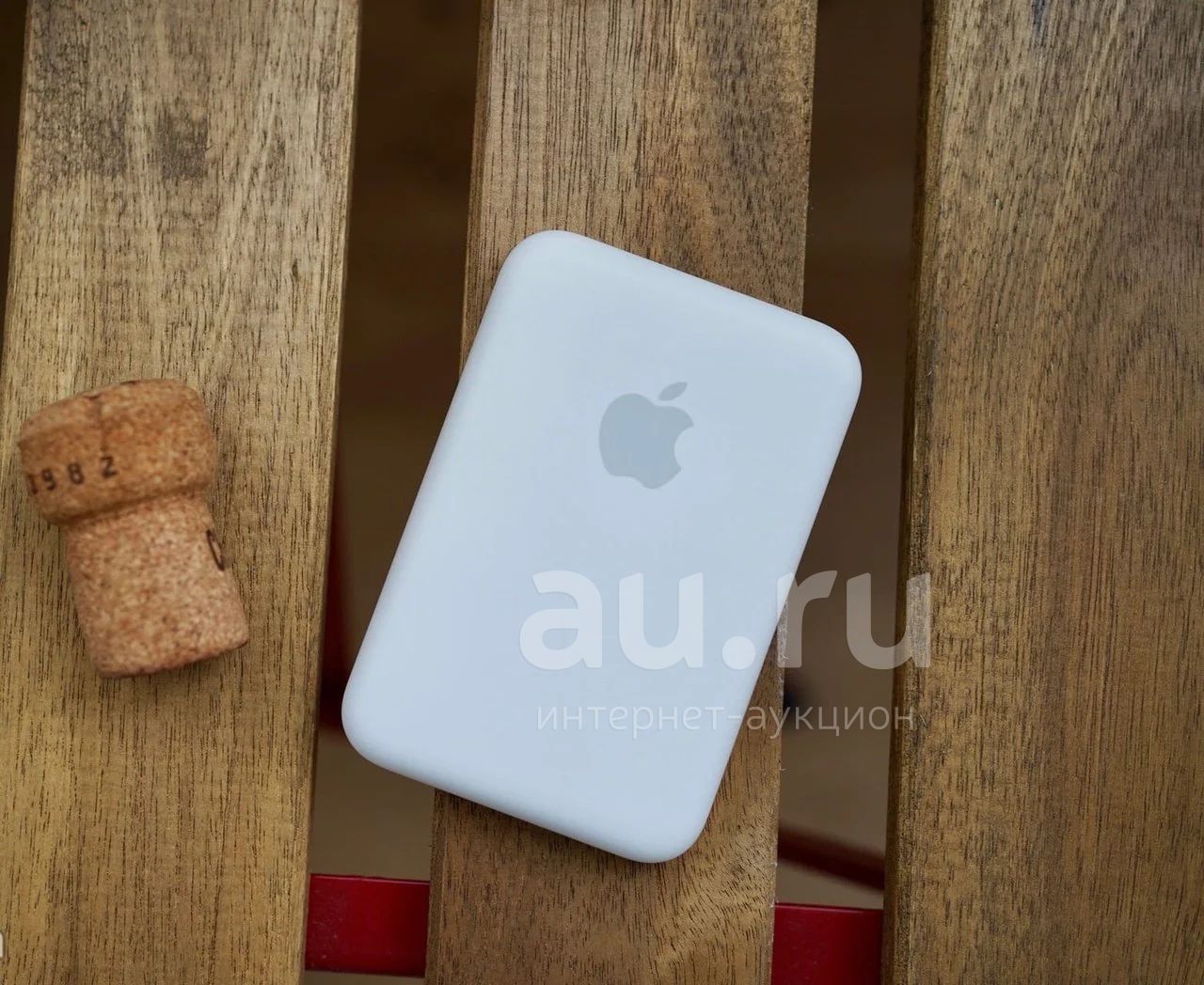 Повербанк Apple MagSafe — купить в Красноярске. Состояние: Новое ...