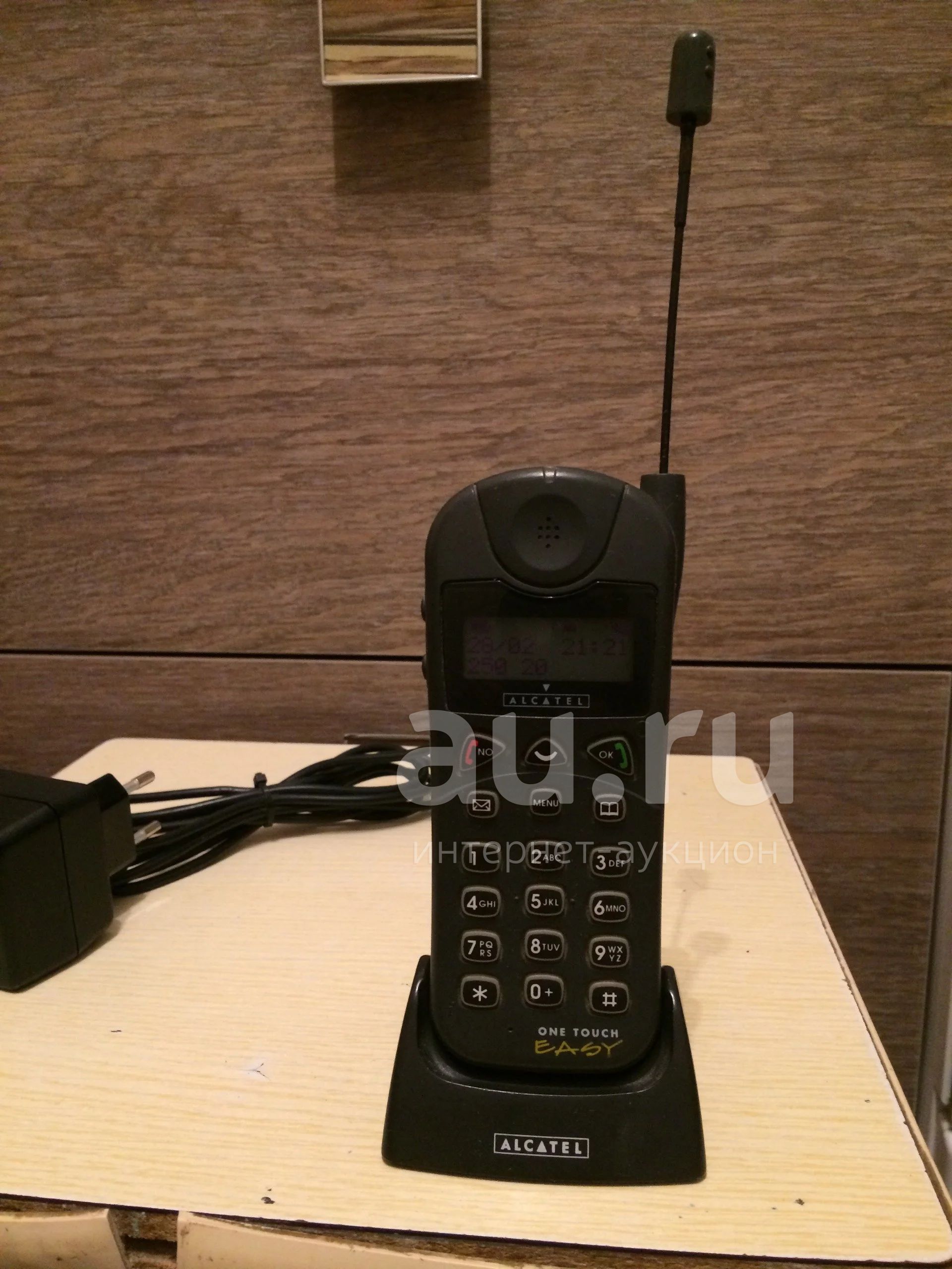 Телефон Alcatel one touch Easy (Club) — купить в Красноярске. Состояние:  Б/у. Кнопочные мобильные телефоны на интернет-аукционе Au.ru