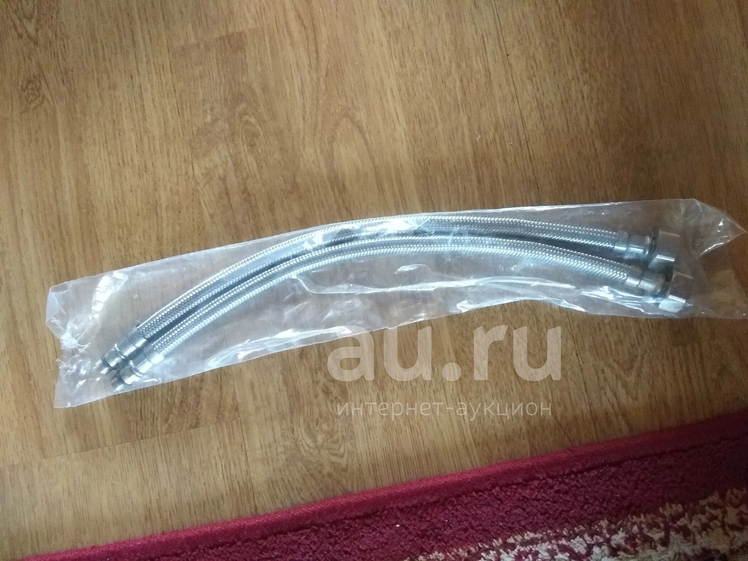 Подводка для воды для смесителя — купить в Красноярске. Состояние ...