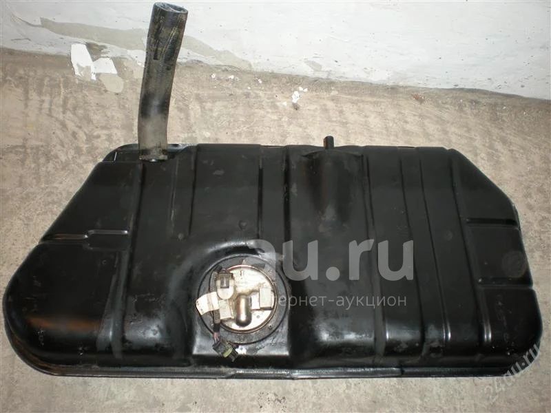бензобак 2114