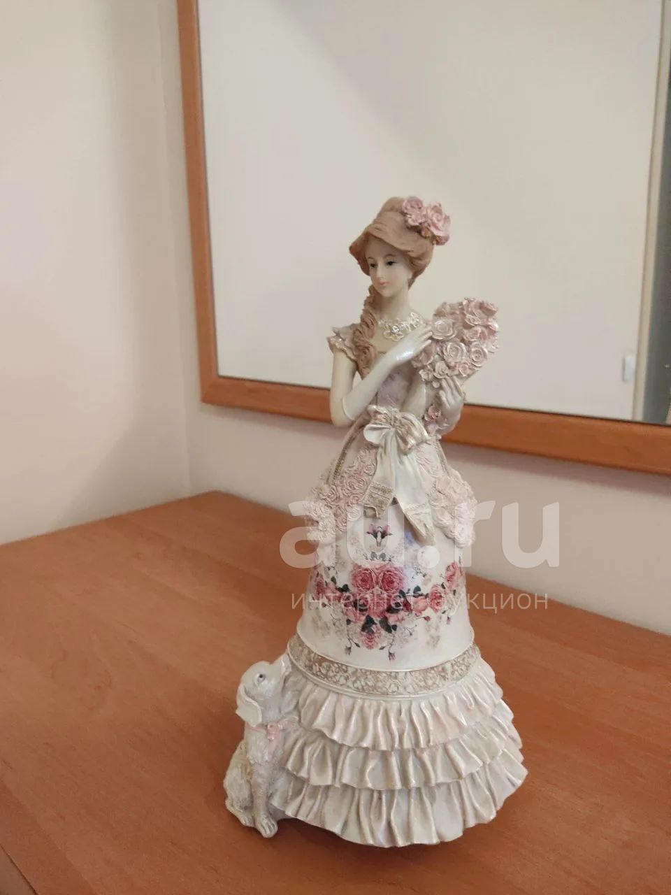 Статуэтка девушки — купить в Красноярске. Состояние: Новое. Фигурки ...