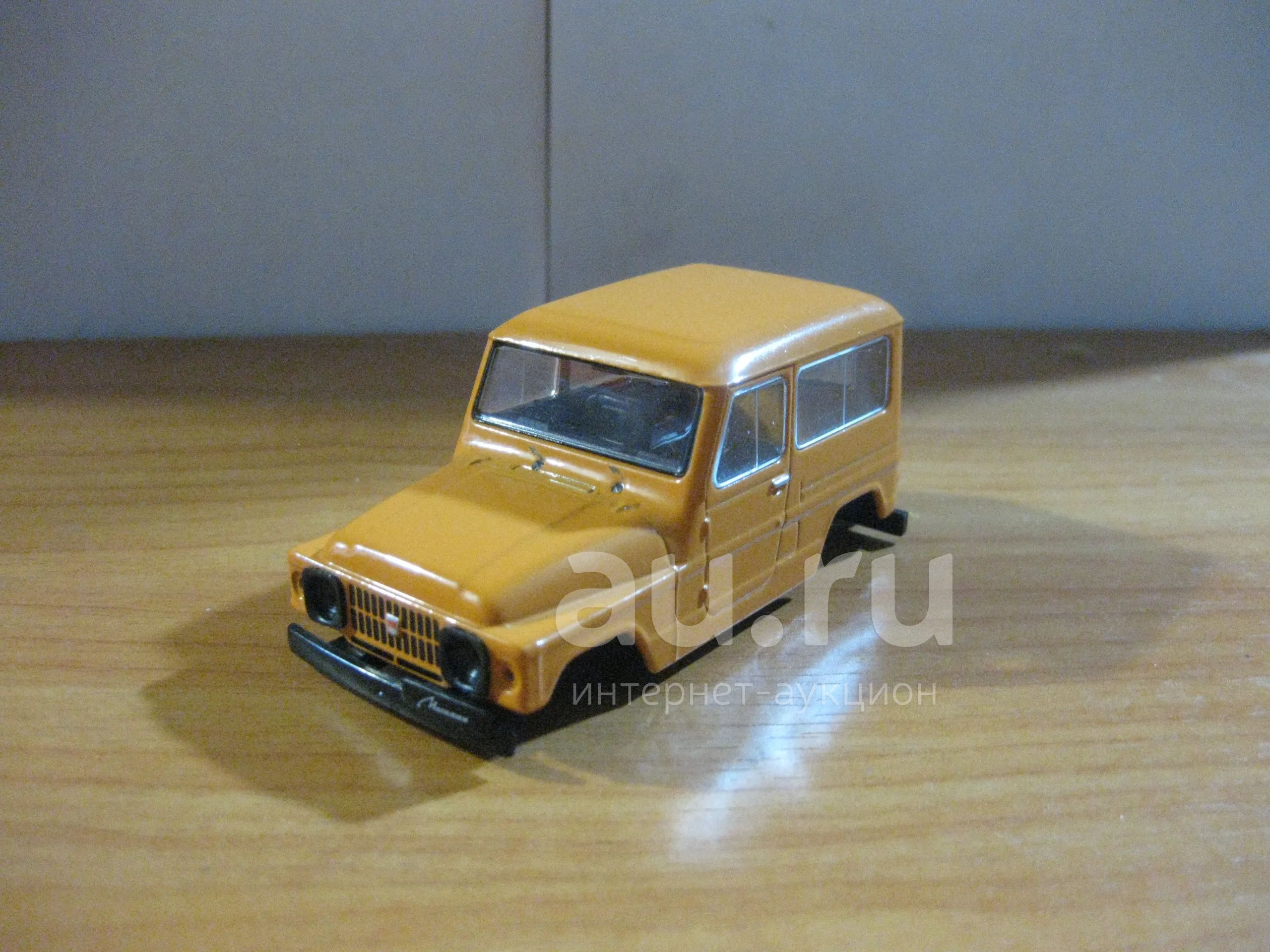  2150  Deagostini            - Auru