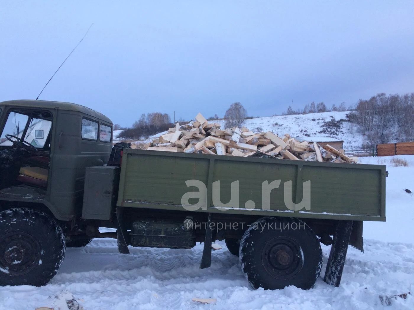 уаз 3303 бортовой с дровами