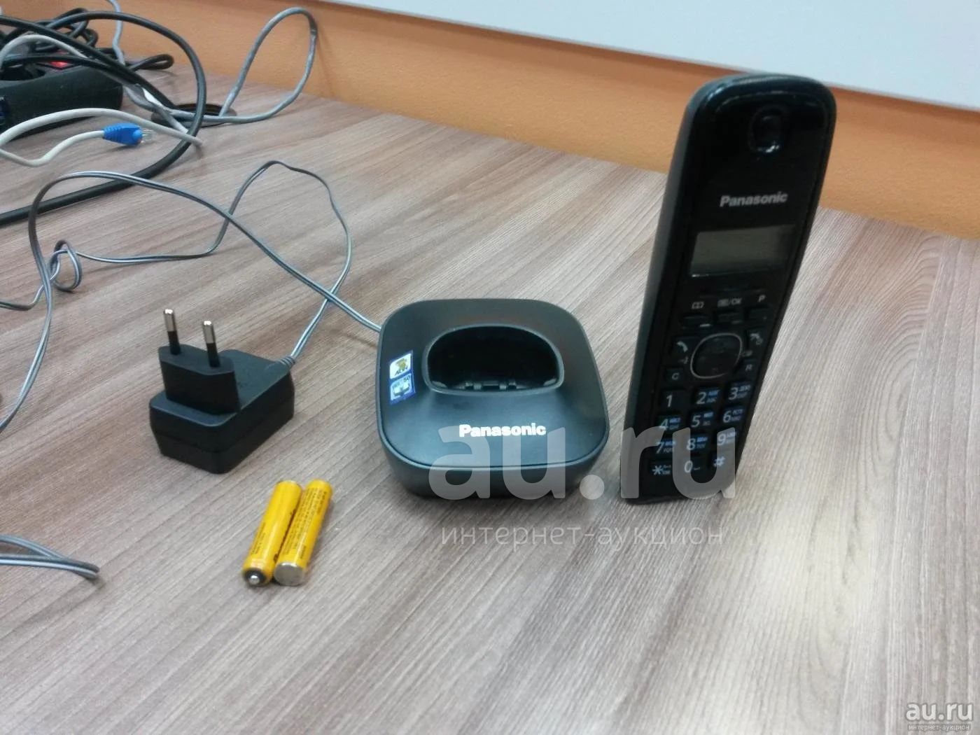 Panasonic KX-TG 1611 Радиотелефон. DECT — купить в Красноярске. Состояние:  Б/у. DECT и радиотелефоны на интернет-аукционе Au.ru