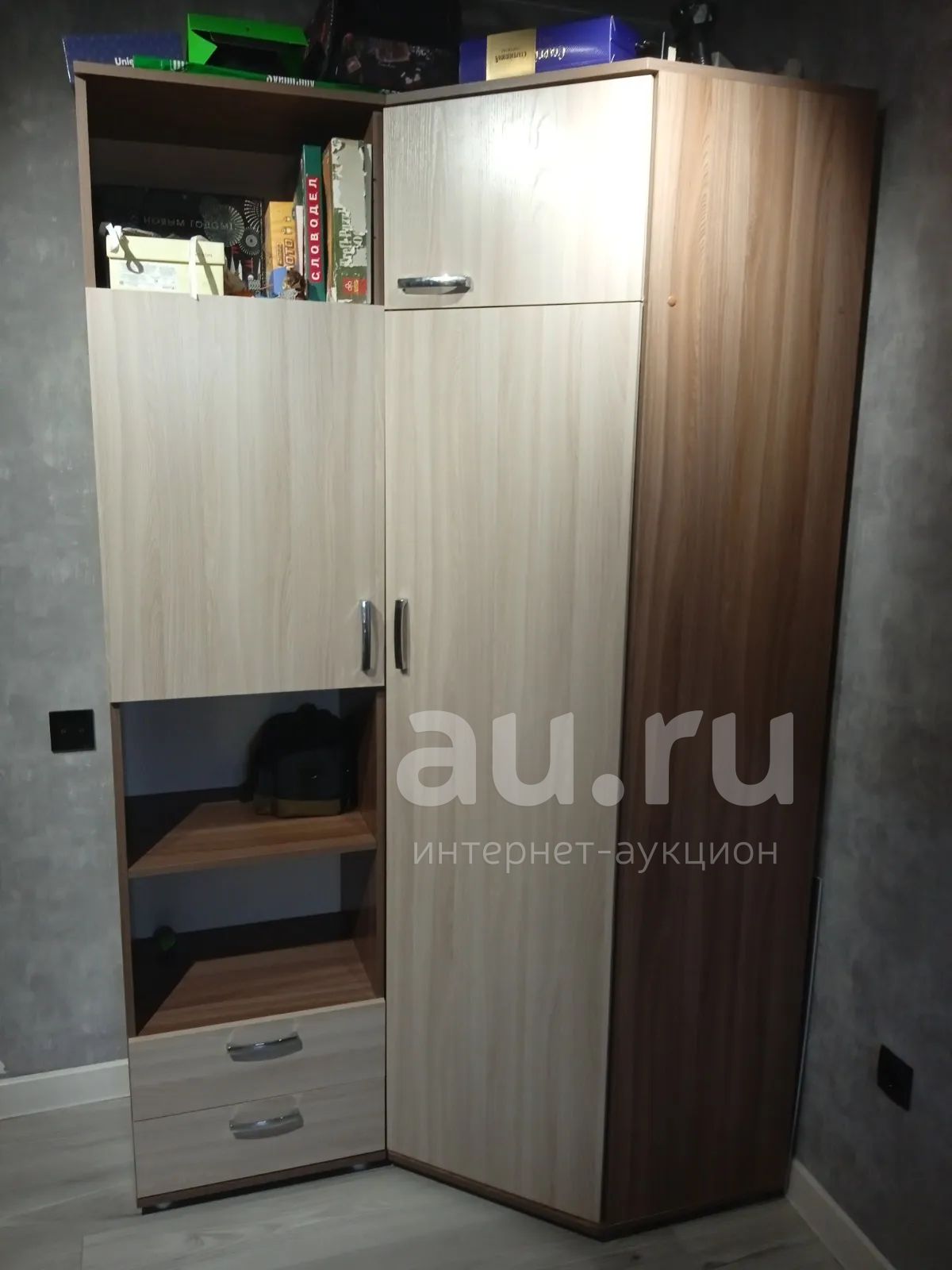 Шкаф угловой + пенал "Ровесник" КМК — купить в Красноярске. Состояние ...