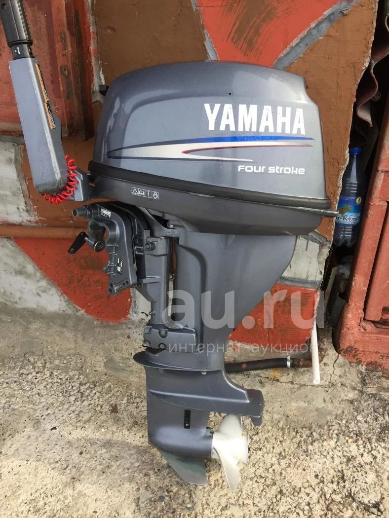 Yamaha 15 2-х тактный. Мотор ямаха 9. 9 2х тактный. 9 4х тактный. 9.